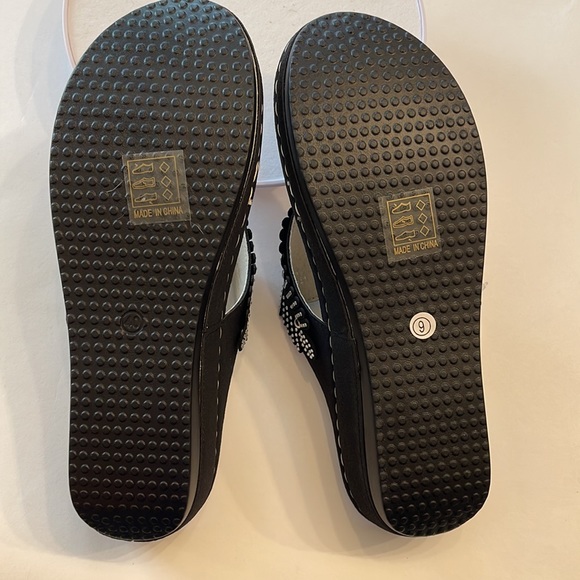 Good Choice black rhinestone wedge sandals size 9 NWT - Picture 9 of 12